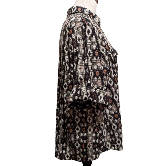 3/4 Sleeve Collared Shirt with Pockets Size Size PXL - Picture 3 of 6